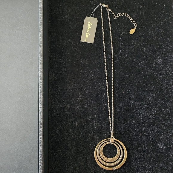 Antique Brass Gold Circle Pendant Cookie Lee Necklace NWT - Picture 2 of 12